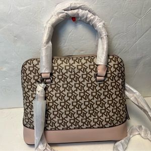 NWT DKNY Bryant MD Round Satchel